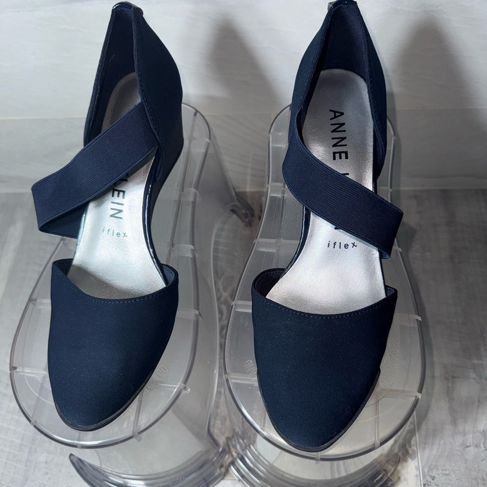 Anne Klein Blue Wedge Shoes Elegant Design U.S Size 8 Euro 39 NWOT - Picture 2 of 9
